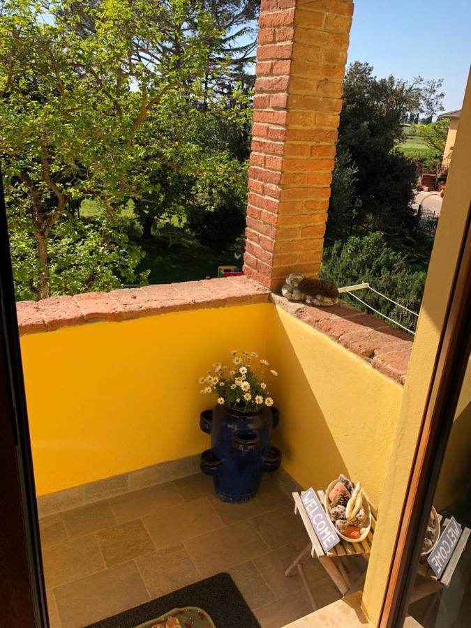 La Nana Gialla Riotorto Exterior photo