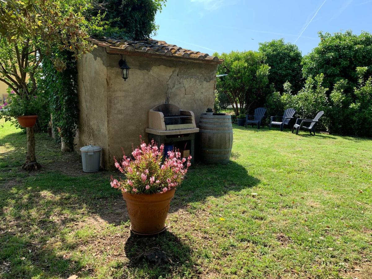 La Nana Gialla Riotorto Exterior photo